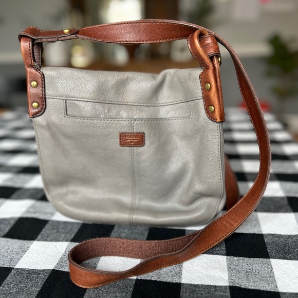 Fossil Crossbody Bag - Picture 2 of 14